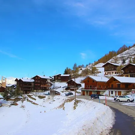 Tsandelanne Avec Terrasse Panoramique, Val D'hérens Appartamento *